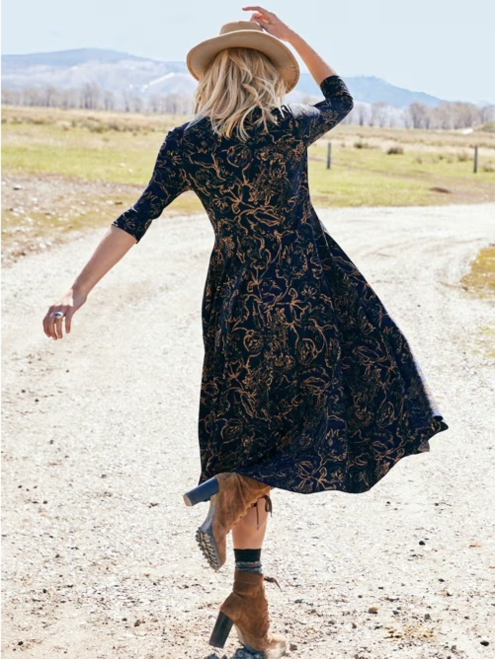 NWT Peruvian Connection Traced Vines Navy Tan Midi Dress Pockets Plus size XXL